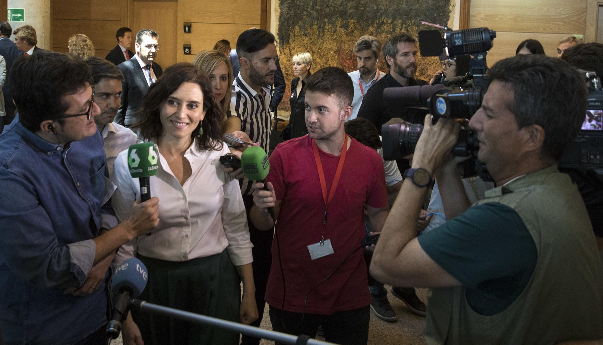 Investidura Ayuso Comunidad